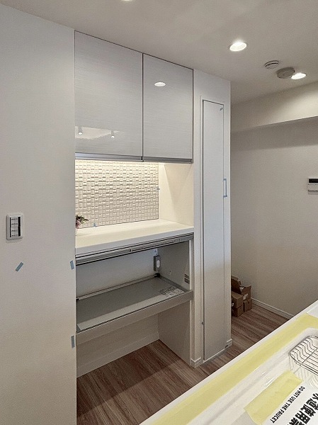 藤和シティホームズ神楽坂_キッチンカップボードの写真