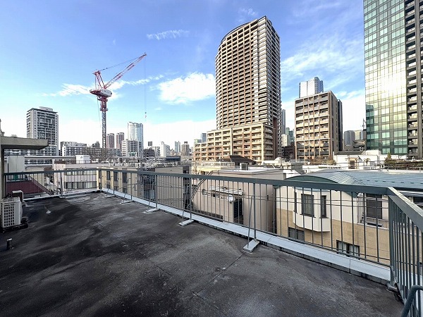 三田第2コーポラス_広々としたルーバルの写真