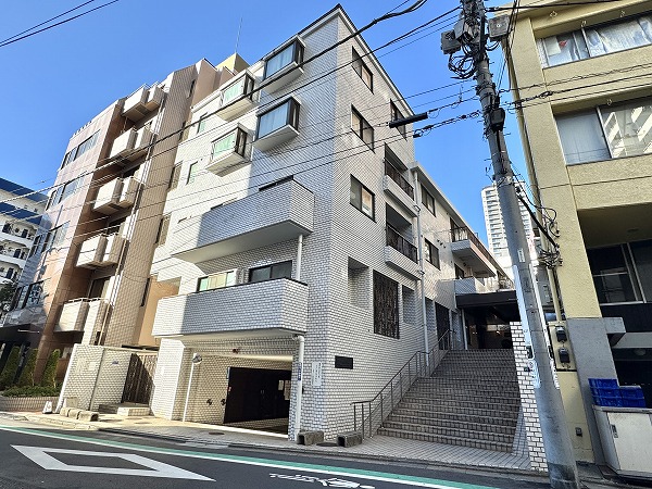 フロイント麻布　外観