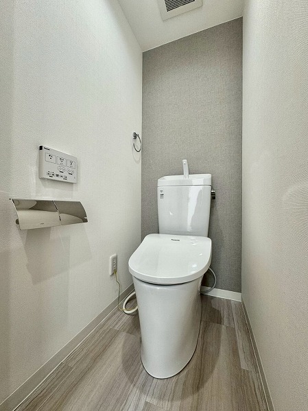 サンピア浮間舟渡_シンプルなトイレの写真