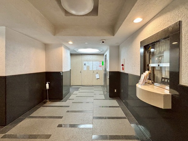 ヴィラージュ南青山　エントランスホール