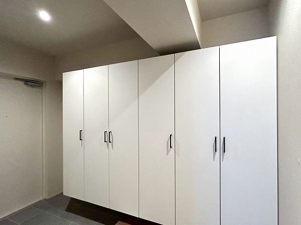 参宮橋ペアシティ_大きなシューズボックスの写真