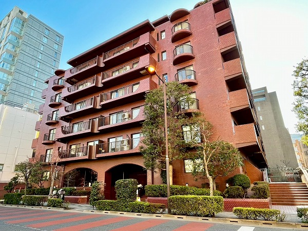 パレロワイヤル六番町 外観