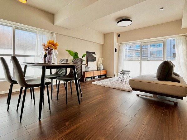 ニックハイム中目黒_おしゃれなリビングダイニングキッチンの写真