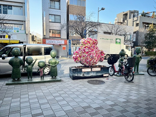 サザエさんのモニュメント