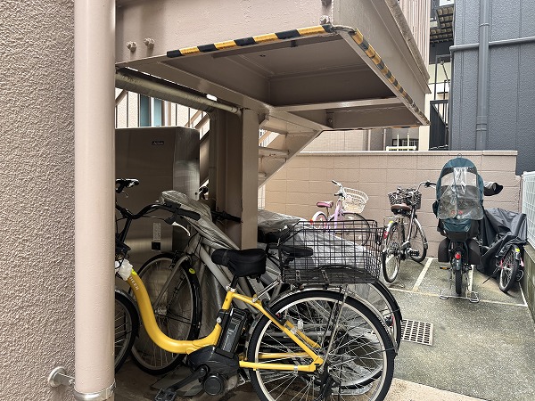 麻布イースト　駐輪場