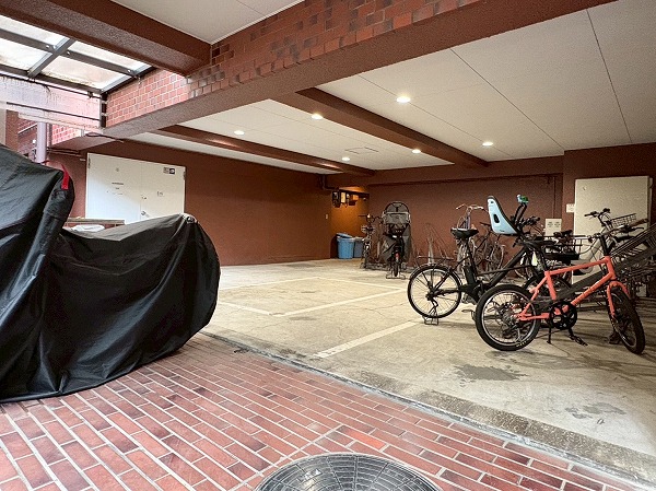 シャンブル富ヶ谷　駐輪場