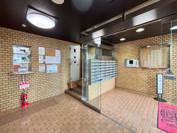 ライオンズマンション文京第2　エントランス