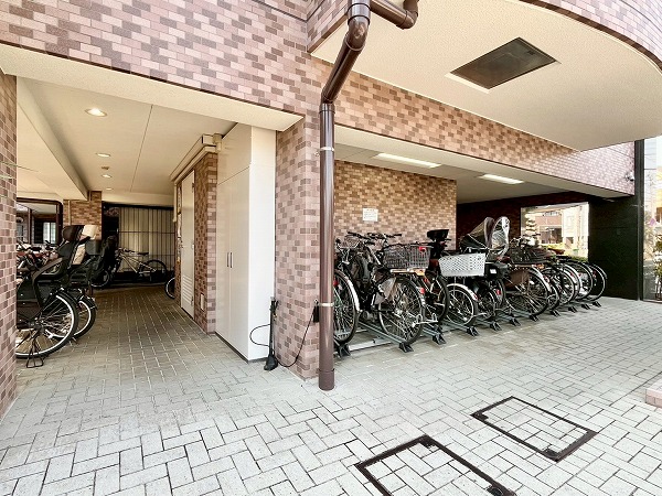 クレッセント上野毛 駐輪場