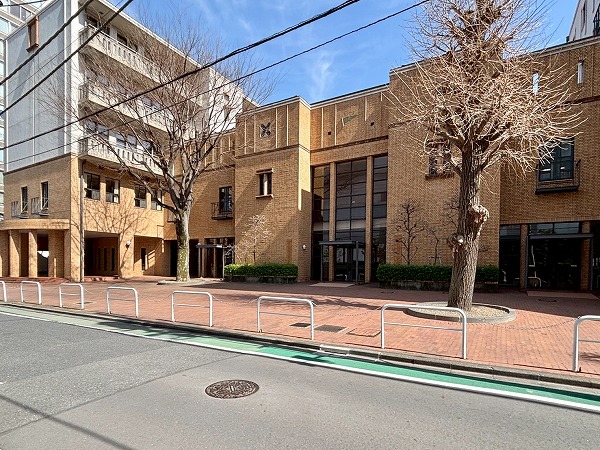 女子学院 中学校･高等学校