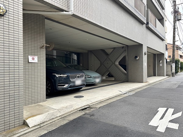 目黒タワーヒルズ　駐車場