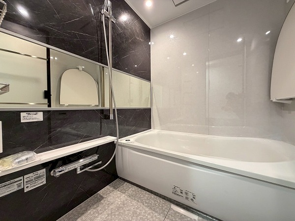 ザ・アッパーレジデンス南青山_バスルームの写真