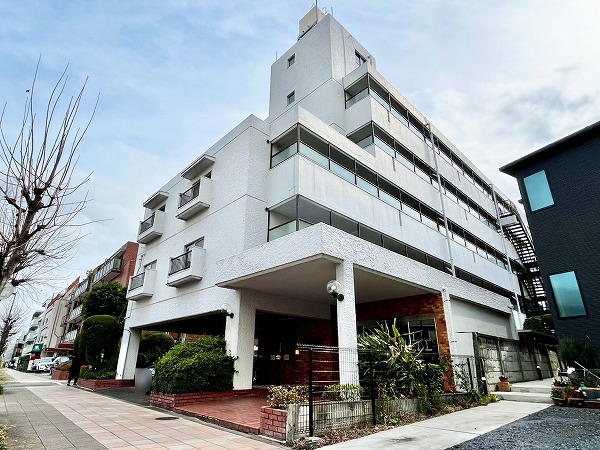 ライオンズマンション上馬　外観