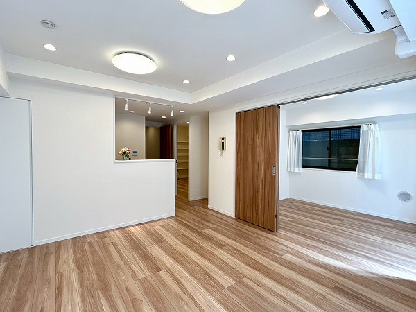 アルブル荻窪_広々したリビングダイニングキッチンの写真