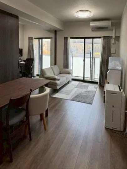 ピアース渋谷本町レジデンス_リビングダイニングキッチンの写真