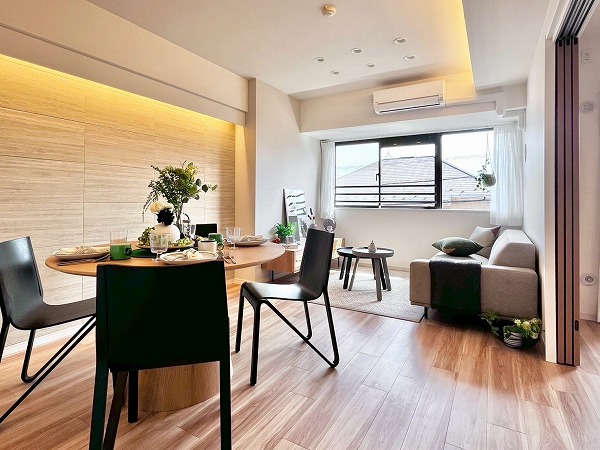 ナイスアーバン洗足池公園_明るいリビングダイニングキッチンの写真