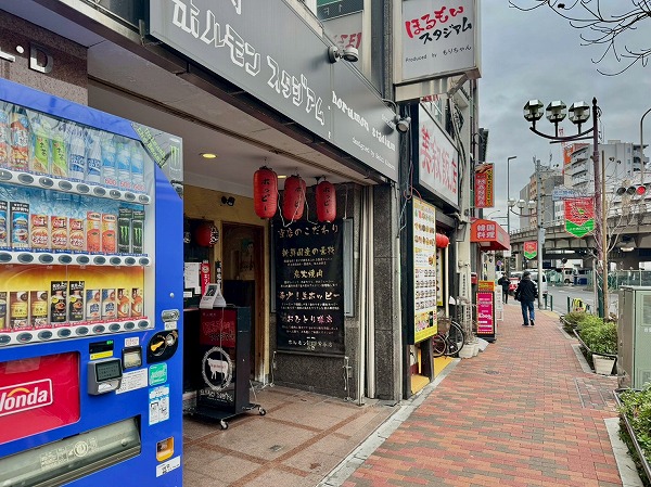 マンション前歩道