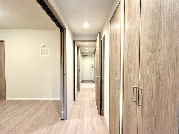 ジェイシティ千歳烏山_廊下の写真