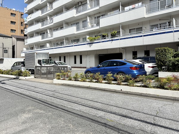 フジタ早稲田マンション　駐車場