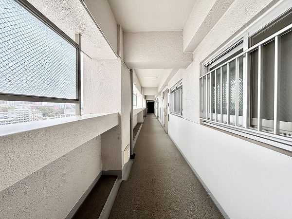 中目黒ハイツ　外廊下