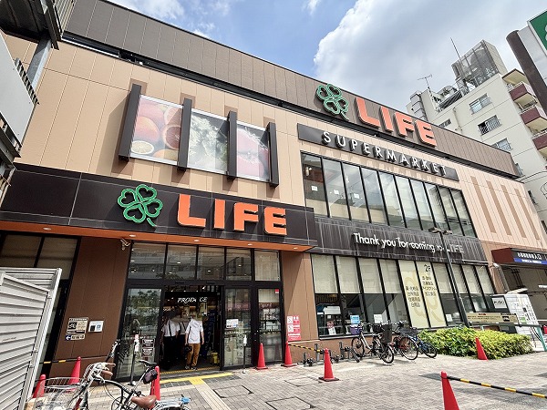 ライフ若松河田駅前店