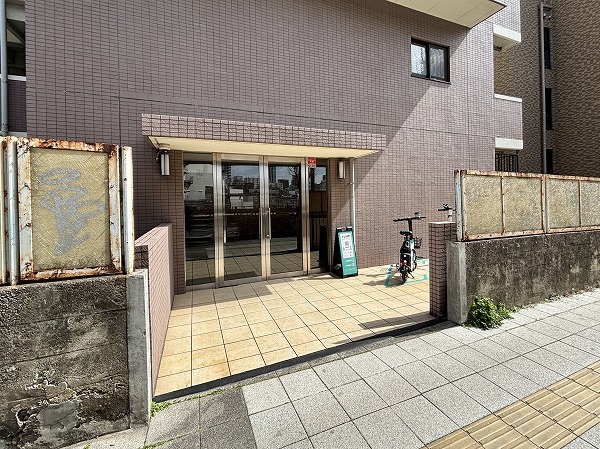 サンクレイドルレヴィール池袋　2階エントランス