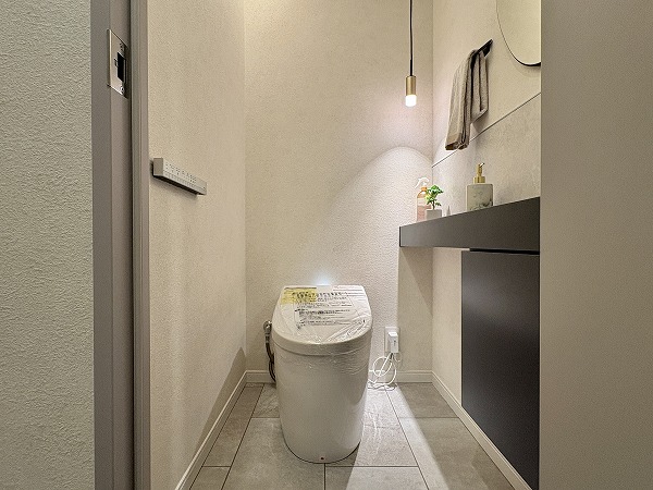 クレッセント麻布Ⅱ_お洒落なトイレの写真