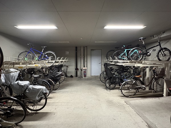 クレッセント麻布Ⅱ　駐輪場