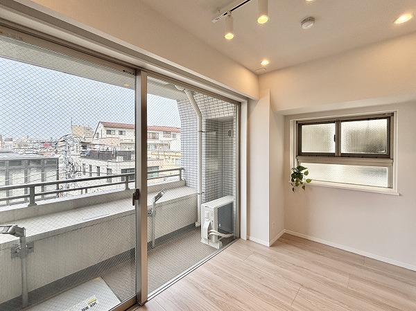 ダイナシティ文京根津_メインのベットルームに最適な洋室の写真