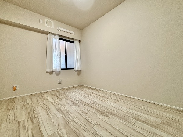 東急ドエルアルス大塚南_メインのベットルームに最適な洋室の写真