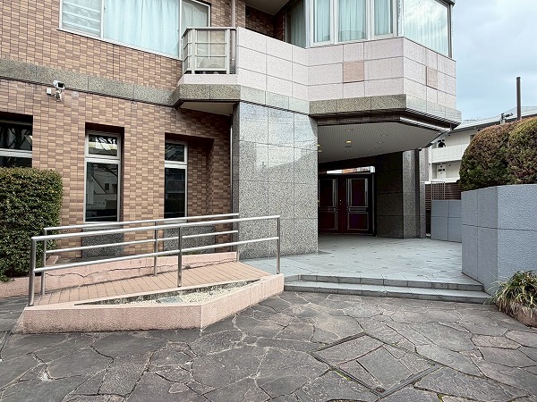 グランシティ中目黒　アプローチ