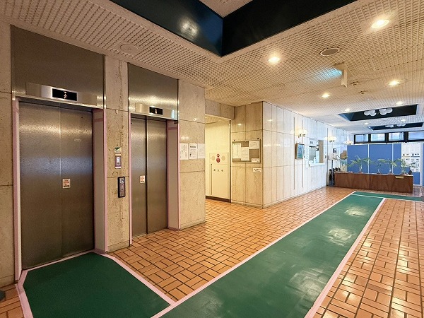 朝日九段マンション_エントランスホールの写真