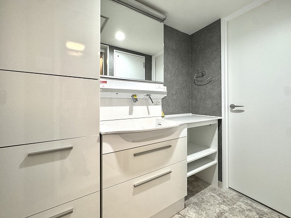 第2白金ハウス_洗面化粧台の写真