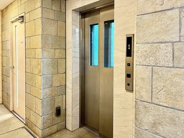 エクセレントシティ白金高輪　宅配ボックス