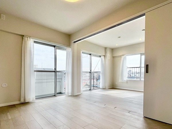 ライオンズマンション上馬_ゆったりとした洋室の写真