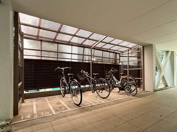 上北沢第2コーポラス 駐輪場