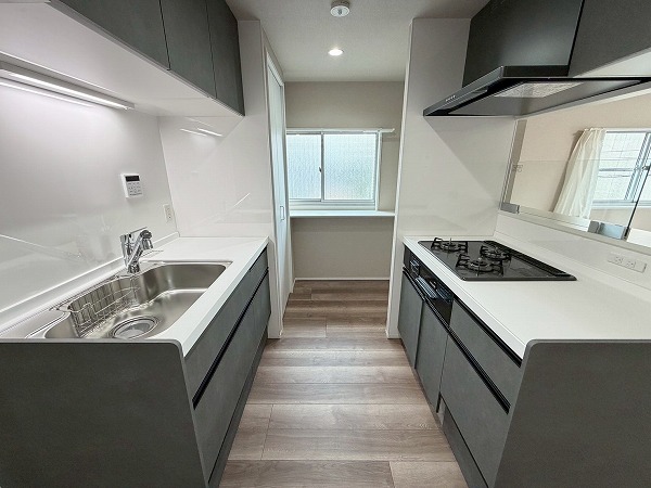 学芸大スカイマンション_システムキッチンの写真