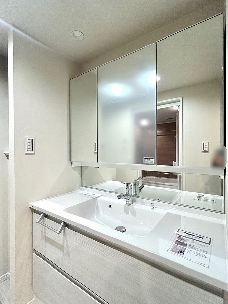 ジェイシティ千歳烏山_独立洗面台の写真