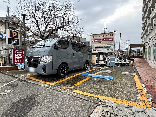 マンション前のコインパーキング