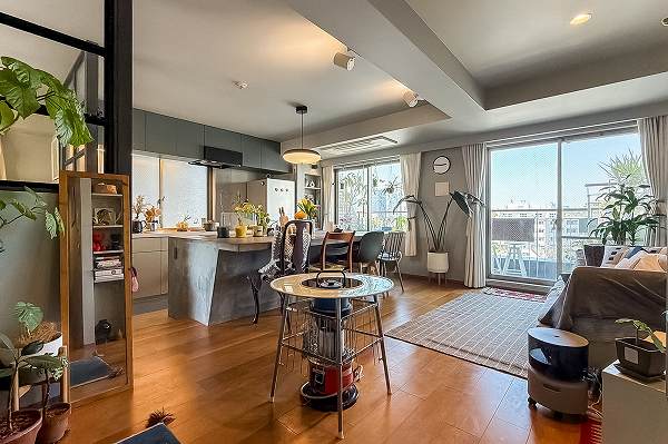 南麻布パークホームズ_リビングダイニングキッチンの写真1