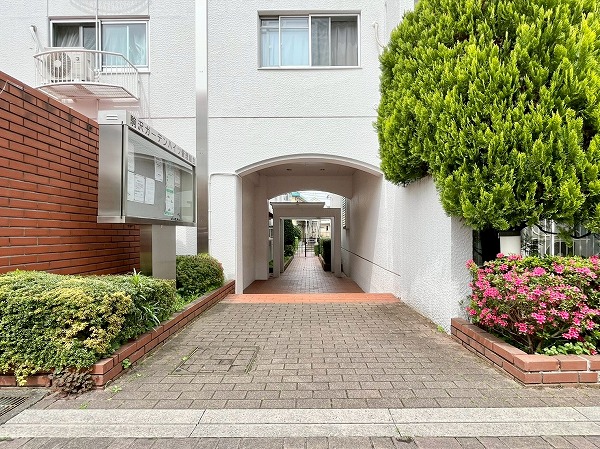 駒沢ガーデンハイツ　遊歩道