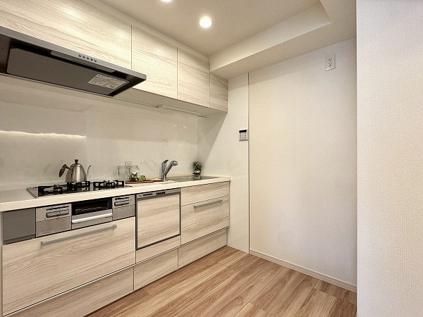 秀和南品川レジデンス_システムキッチンの写真