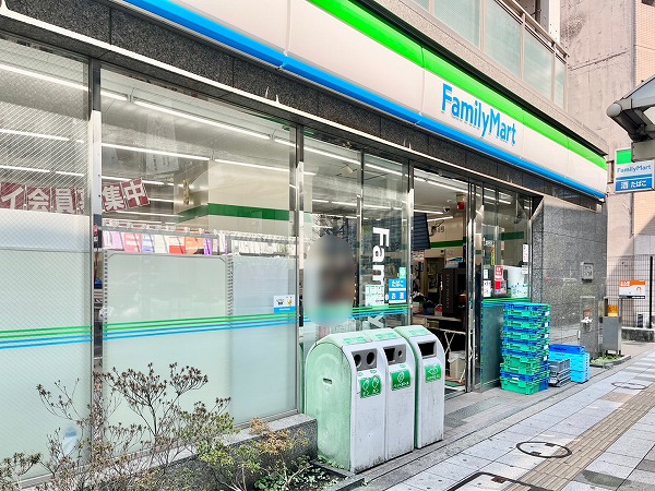 ファミリーマート