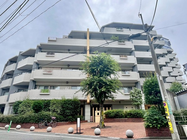 クレッセント用賀 外観