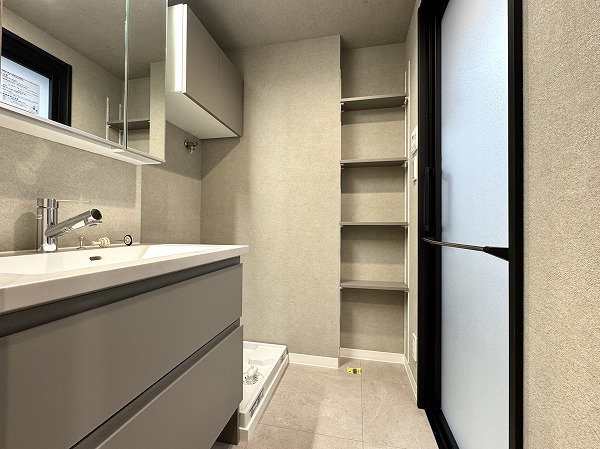 高輪中台マンション_洗面室の写真