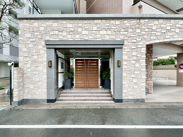 ディアナコート二子玉川園 アプローチ