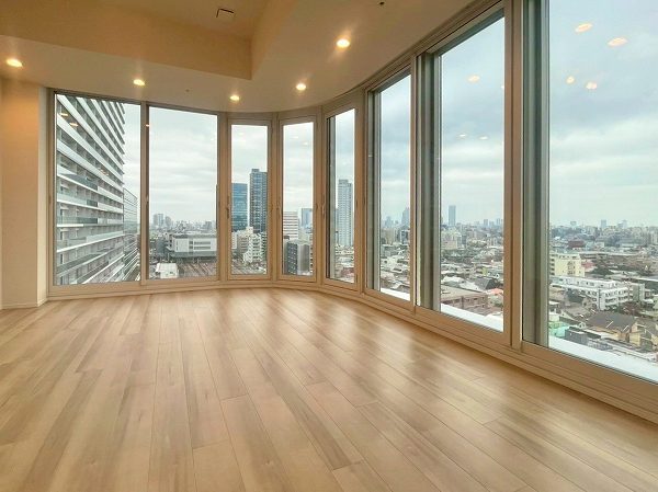 パークシティ中野ザタワーブリーズ_ゆとりあるリビングダイニングキッチンの写真2