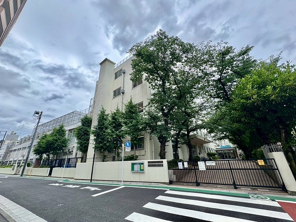 文京区立根津小学校/根津幼稚園