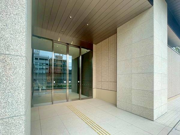 パークシティ中野ザタワーブリーズ　アプローチ