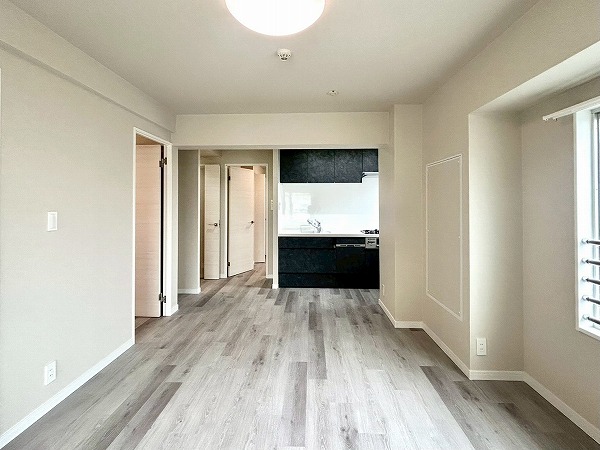 パールハイツ笹塚_ゆとりのあるリビングダイニングキッチンの写真